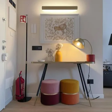 Homeby, Casa Anna Apartment Milan